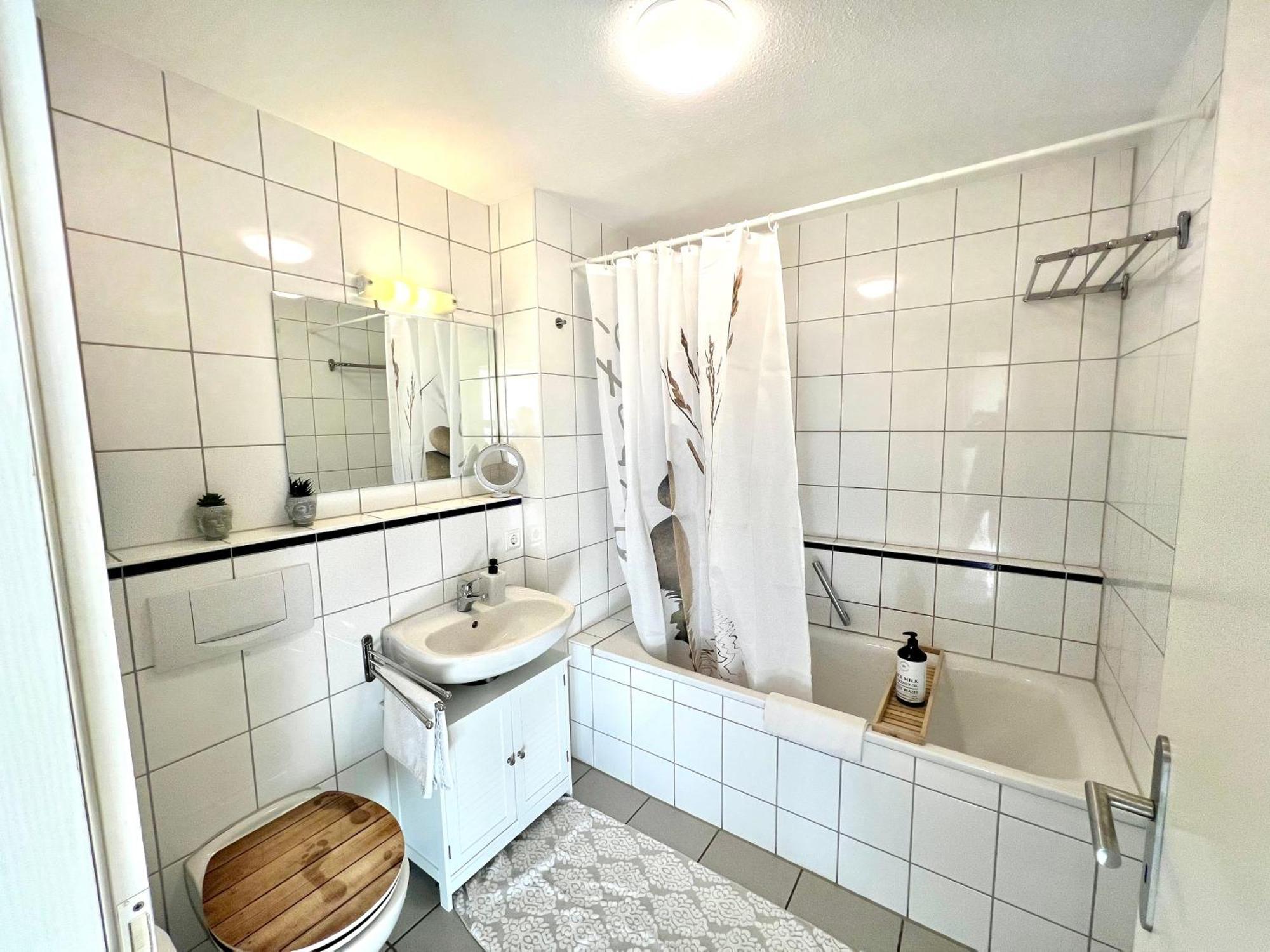 Panorama Domizil Ravensburg Mit Alpenblick Balkonアパートメント エクステリア 写真